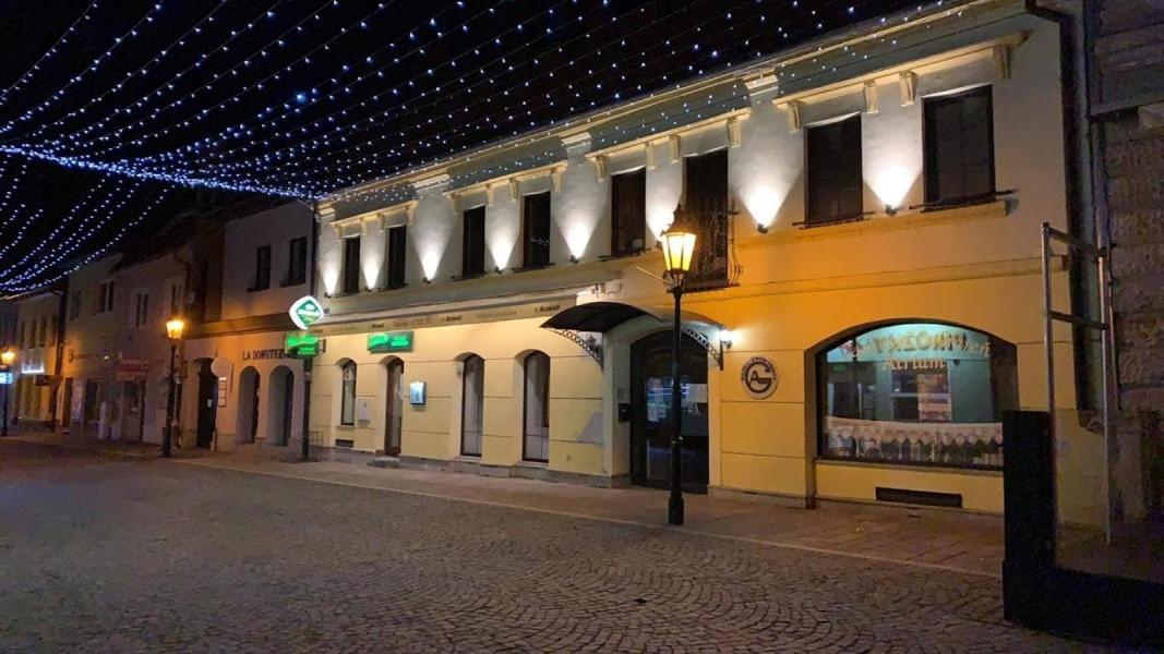 Penzion Atrium Прешов Экстерьер фото